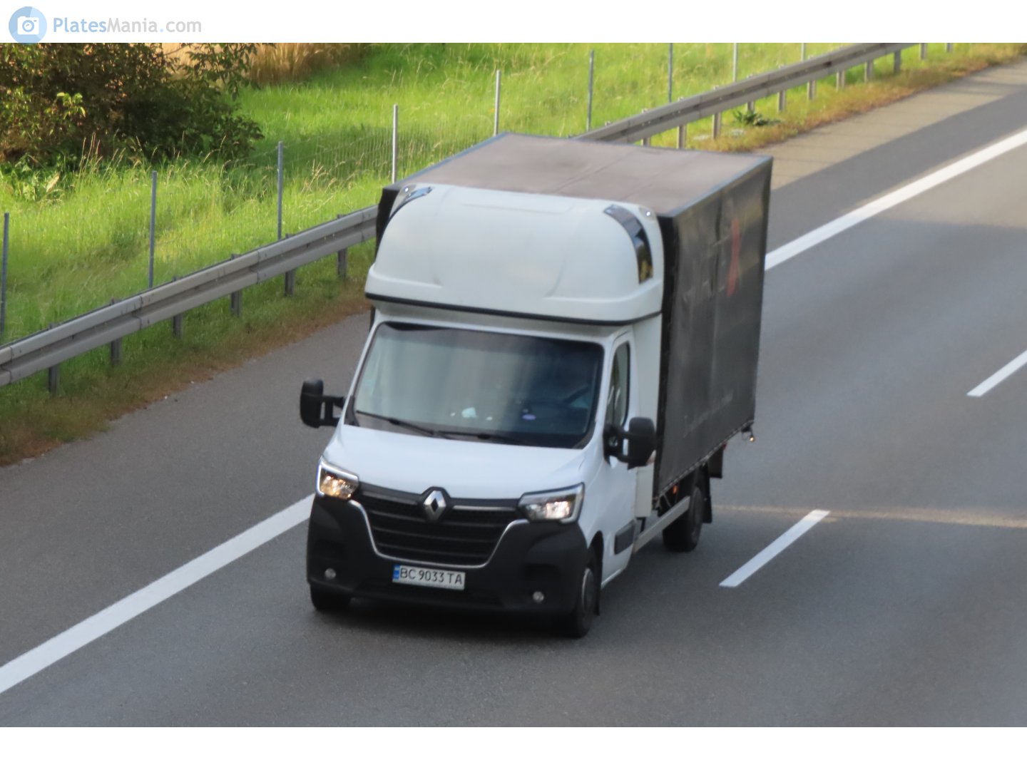 BC 9033 TA, Renault Master 