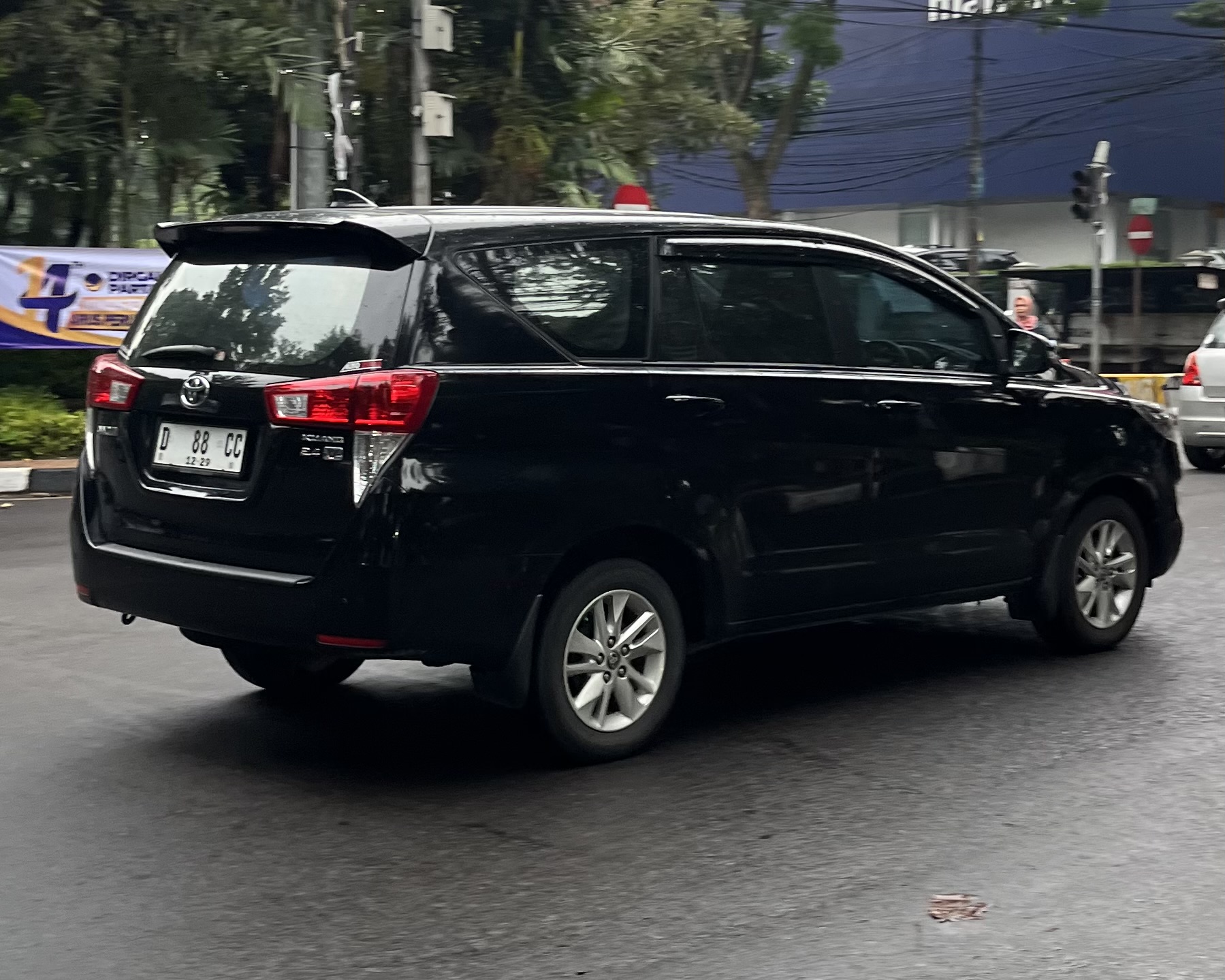 D 88 CC, Toyota Innova 2nd gen Kijang Innova (AN140), 2015–2022