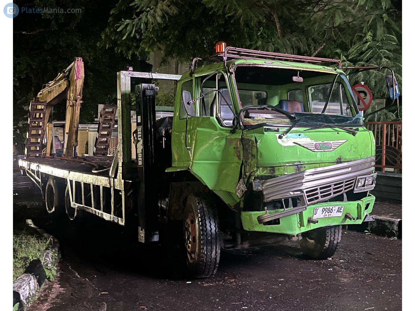 D 9986 AE, Hino Ranger 