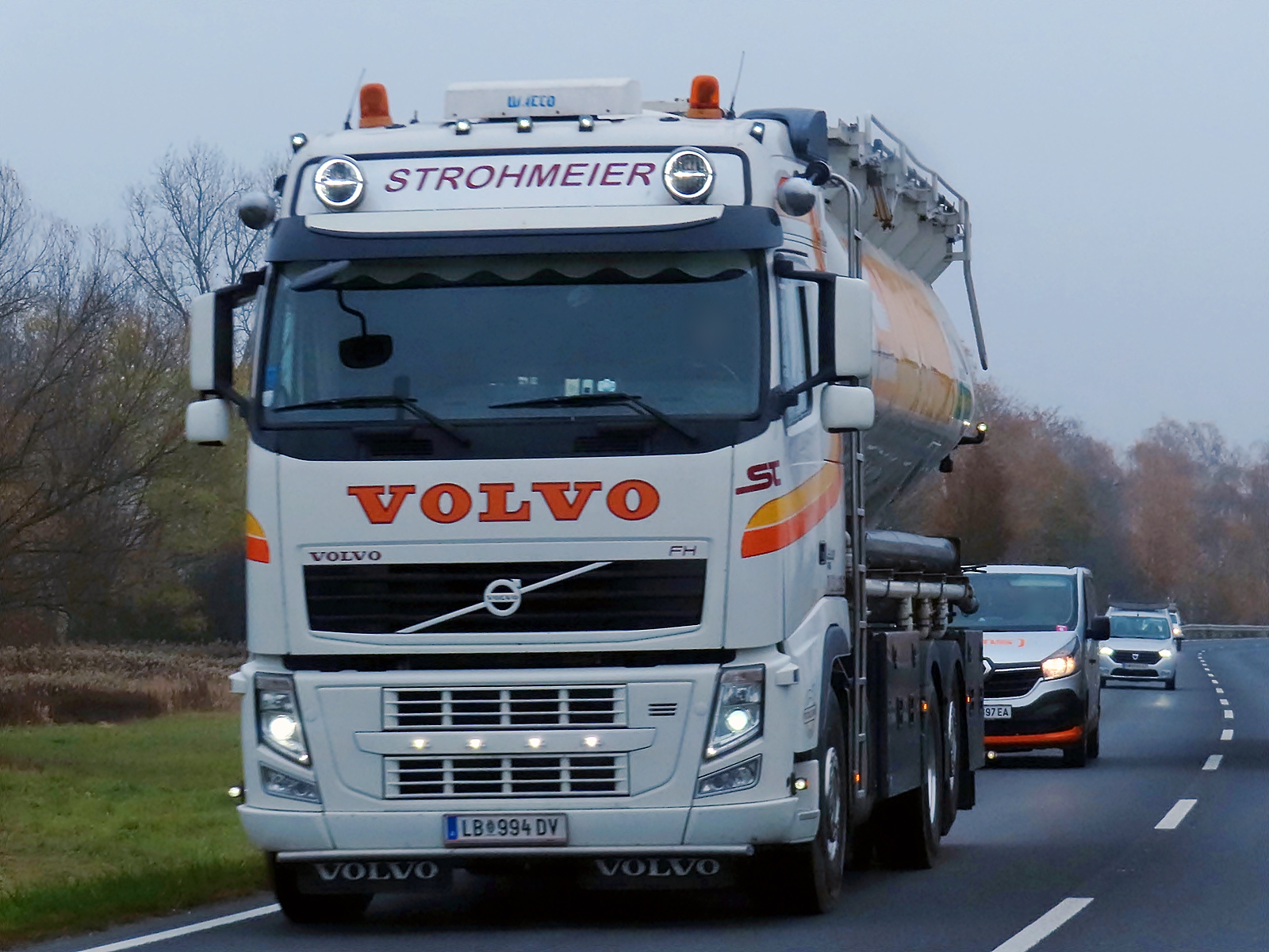 LB 994 DV, Volvo FH 2nd gen, facelift, 2008–2012