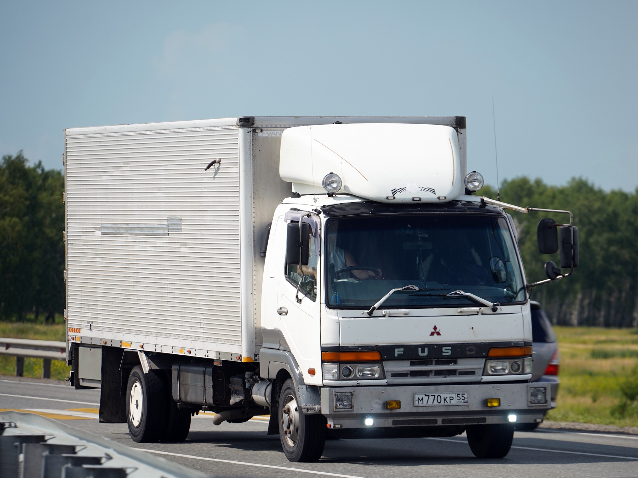 м 770 кр 55, Mitsubishi 