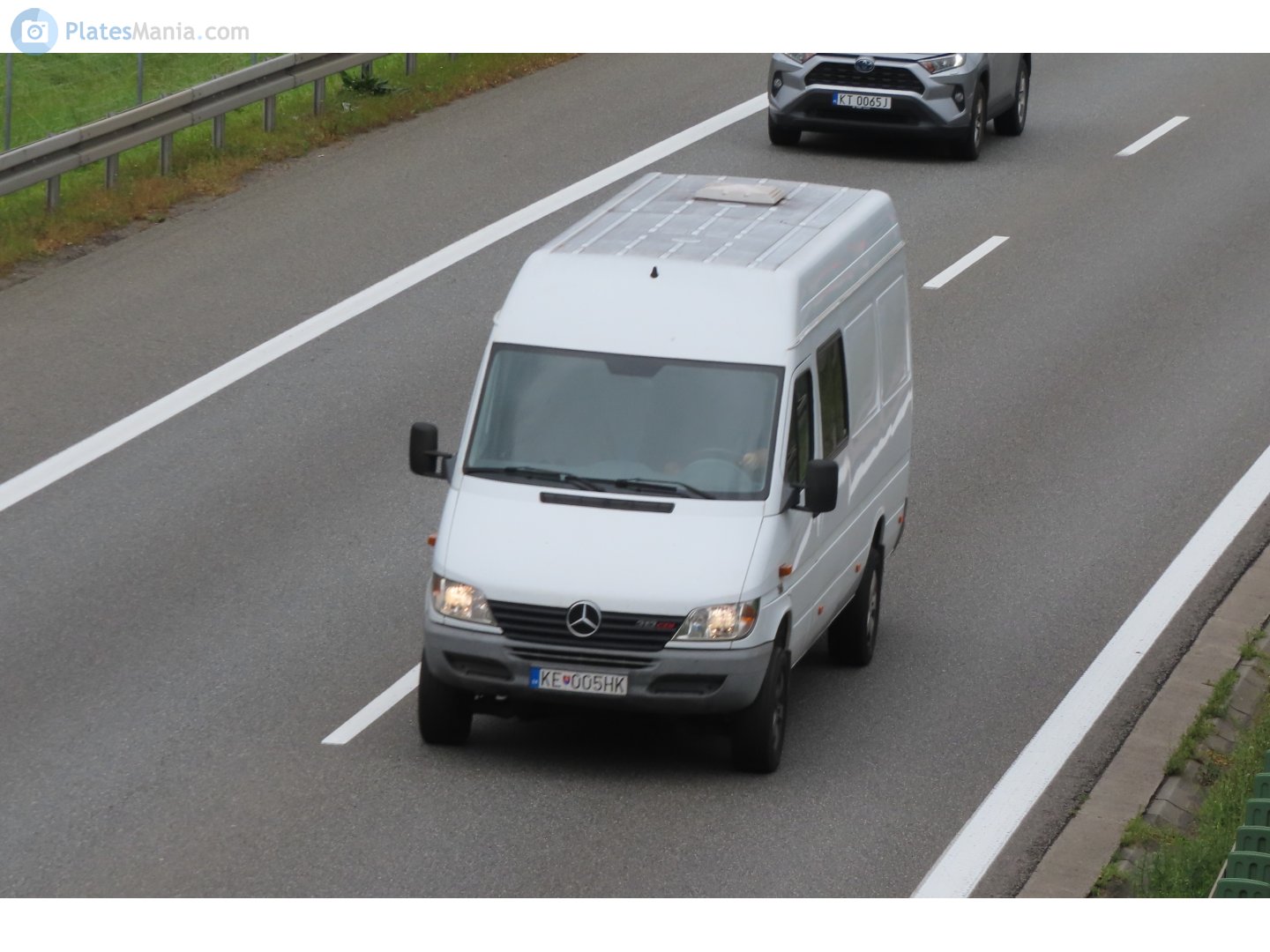 KE-005HK, Mercedes-Benz Sprinter 1st gen (Classic) (W901–905), facelift, 2000–2006 (2013–2018 for CIS-market)