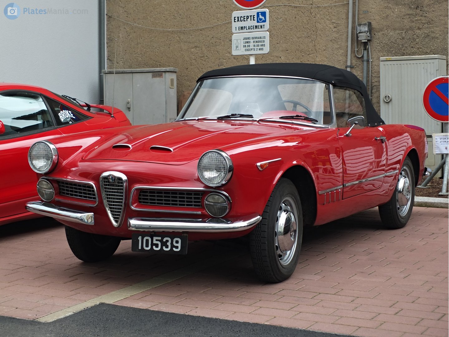 10539, Alfa Romeo 2000 1st gen Spider (102), 1958–1961