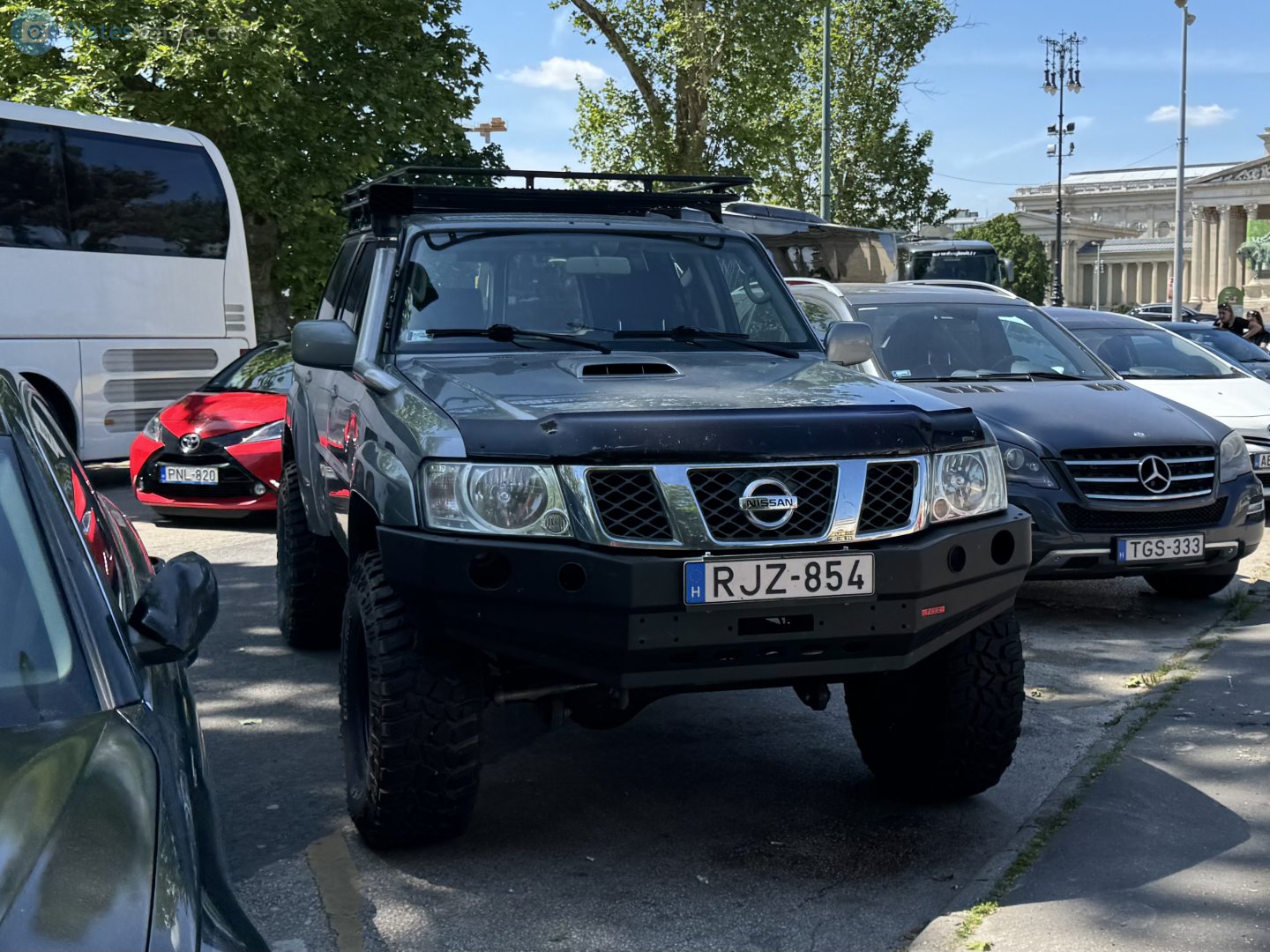 RJZ-854, Nissan Patrol 5th gen 5-door SUV (Y61), facelift, 2004–