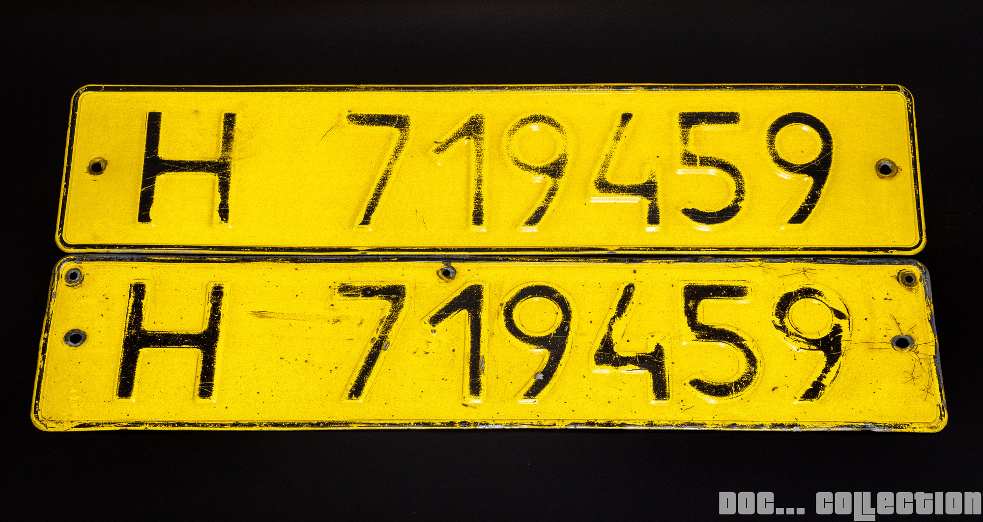 H 719459, License plate without vehicle 