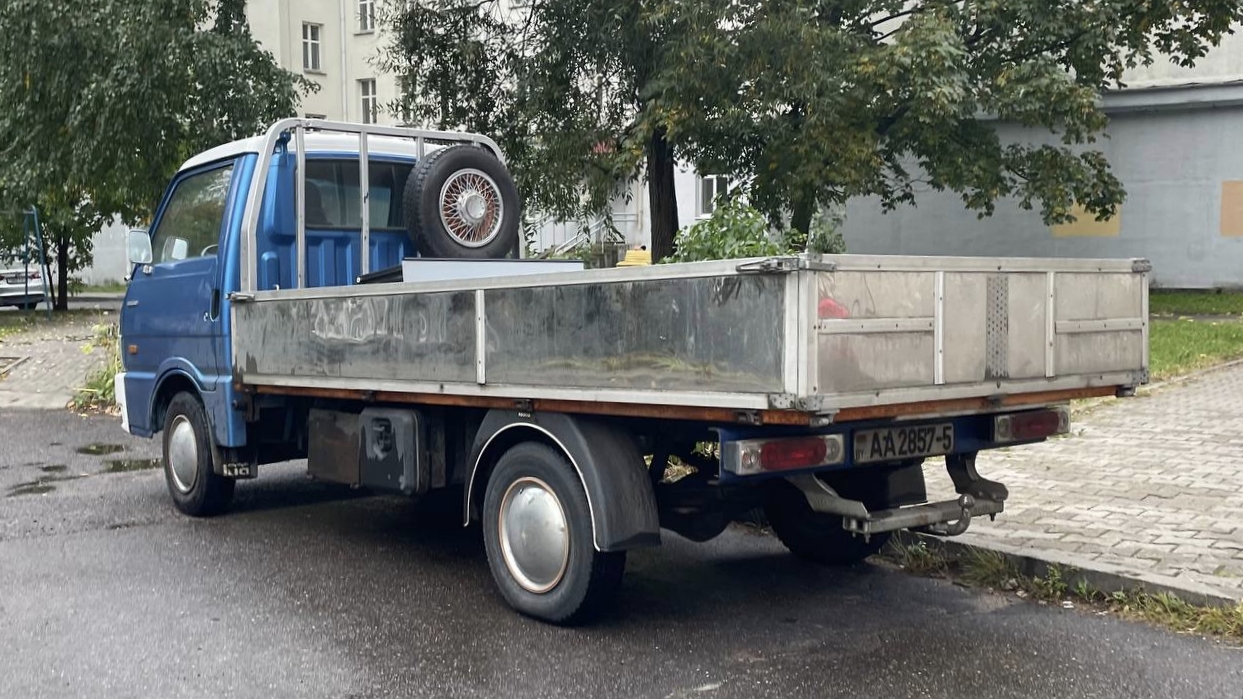 AA 2857-5, Kia Bongo 2nd gen Wide Bongo (SR), 1989–1995