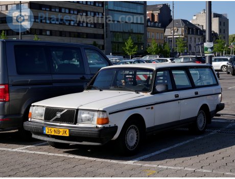 25-NB-JK, Volvo 240-Series