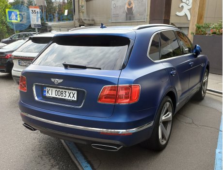 KI 0083 XX, Bentley Bentayga