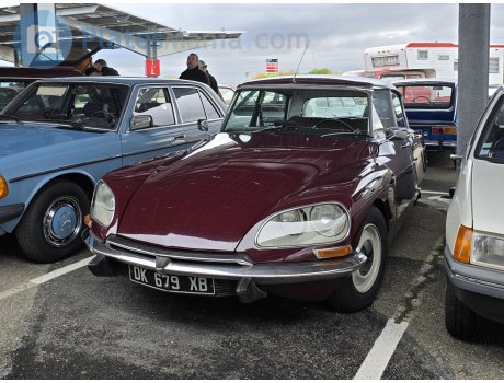 DK-679-XB, Citroёn DS/ID