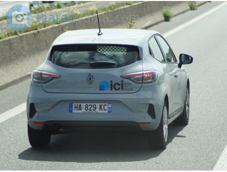HA-829-KC, Renault Clio