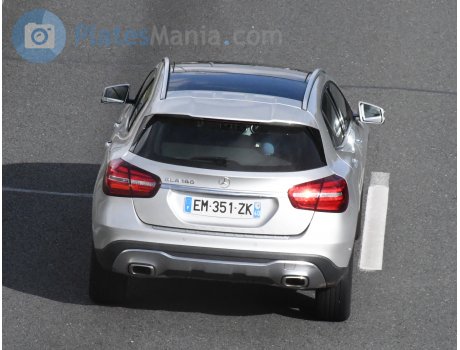 EM-351-ZK, Mercedes-Benz GLA-Klasse