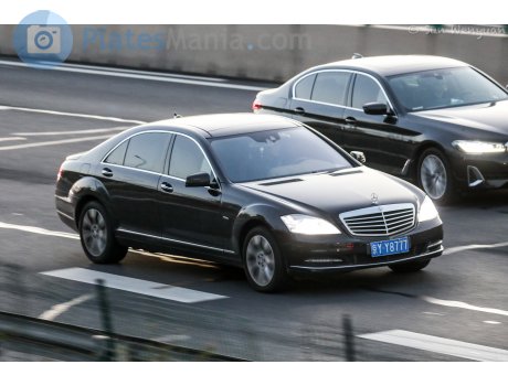 京Y·Y8777, Mercedes-Benz S-Klasse