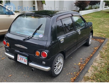 1JFP 44, Subaru Vivio