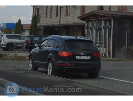 н589ск15, Audi Q7