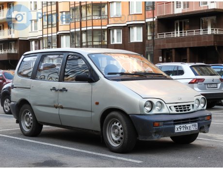 х919ке198, Lada (VAZ) 2120 Надежда