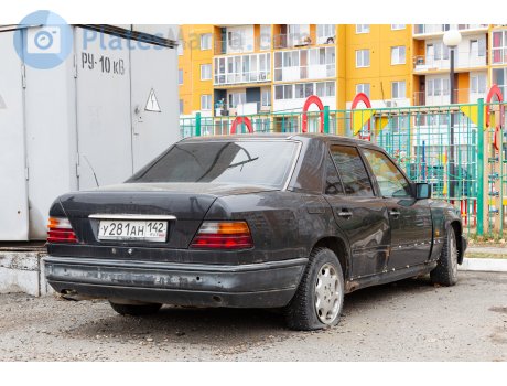 у281ан142, Mercedes-Benz E-Klasse