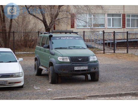 р459оа27, UAZ 3163 Patriot