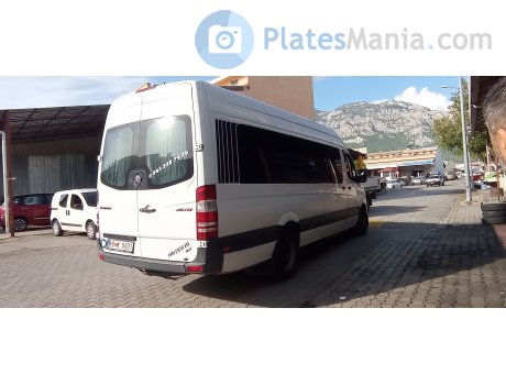 80 M 0001, Mercedes-Benz Sprinter