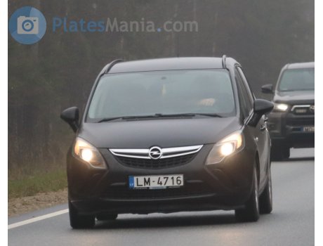 LM-4716, Opel Zafira