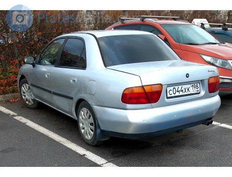 с044хк198, Mitsubishi Carisma