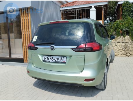 м676ср82, Opel Zafira