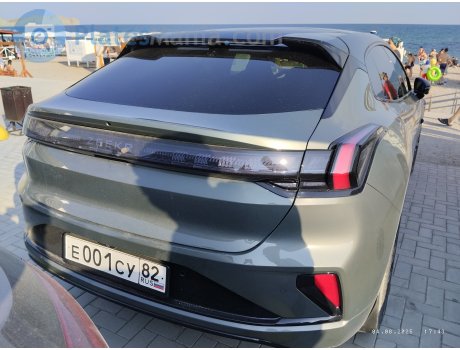 е001су82, Zeekr 001