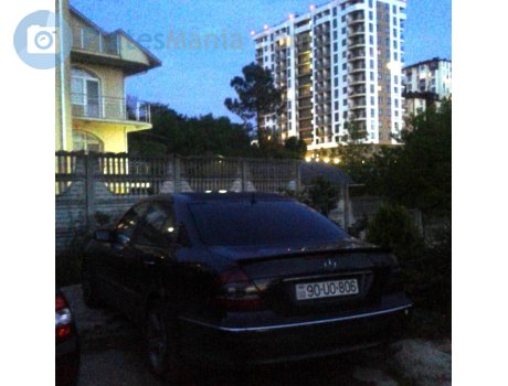 90 UO 806, Mercedes-Benz E-Klasse