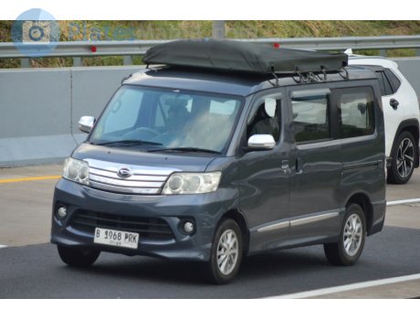 B 1968 PRK, Daihatsu Luxio