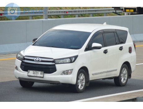 P 1019 WR, Toyota Innova