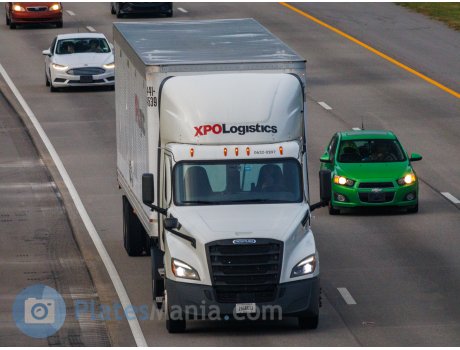 2966633, Freightliner Cascadia