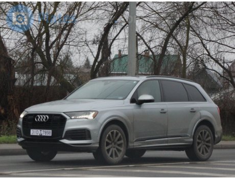 3IO T 7898, Audi Q7