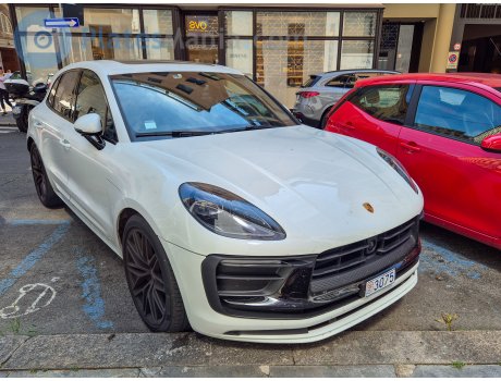 3075, Porsche Macan