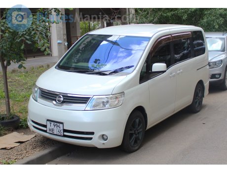 т994не45, Nissan Serena