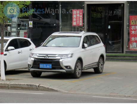 吉H·DL667, Mitsubishi Outlander