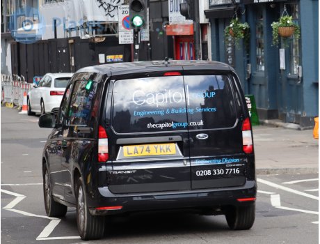 LA74 YKK, Ford Transit Connect