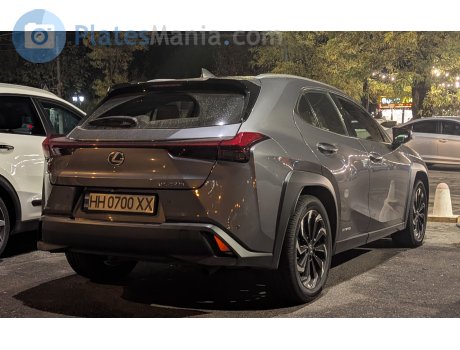 HH 0700 XX, Lexus UX