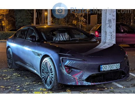 OO 7007 QS, Avatr 12