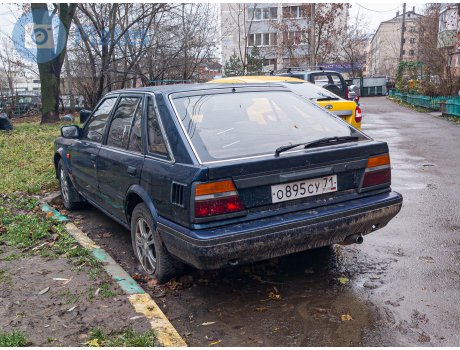 о895су71, Nissan Bluebird