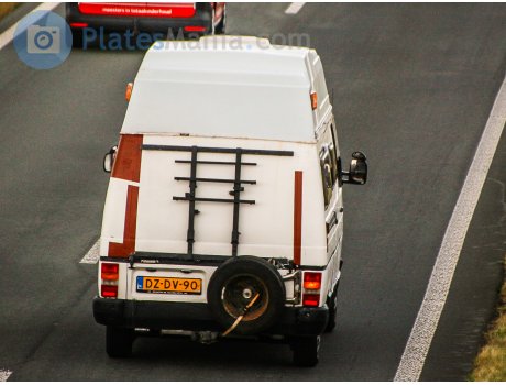 DZ-DV-90, Renault Trafic