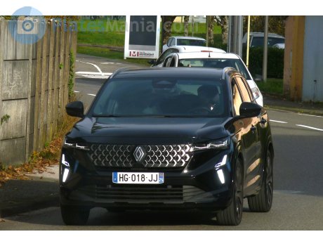 HG-018-JJ, Renault Austral