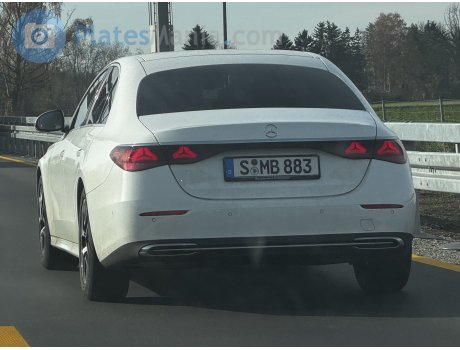 S MB 883, Mercedes-Benz E-Klasse