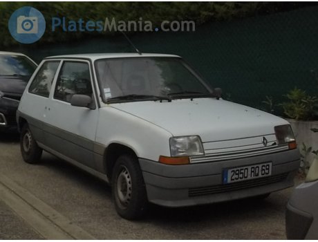 2950 RQ 69, Renault 5