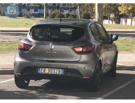 ER 983 ZB, Renault Clio