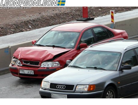 TML 425, Volvo S40