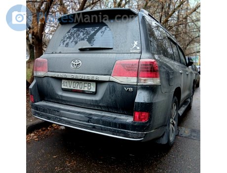 01 V 070 FB, Toyota Land Cruiser