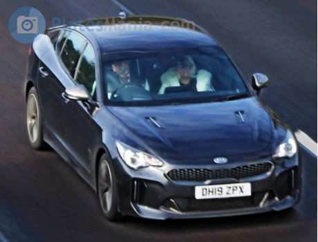 DH19 ZPX, Kia Stinger