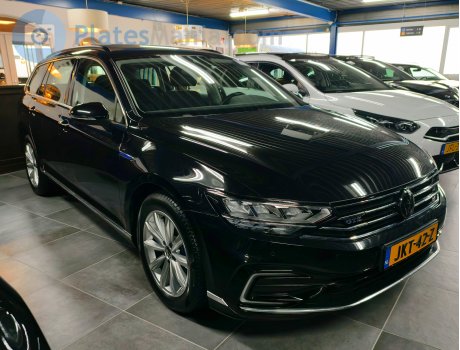 JKT-42-Z, Volkswagen Passat