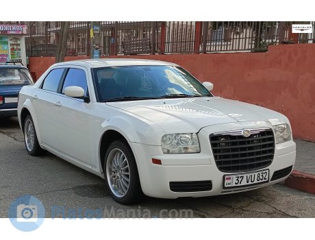 37 VU 832, Chrysler 300/300C