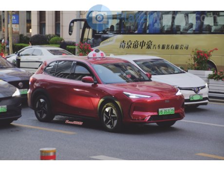 沪B·DS3135, Geely Galaxy E5 (EX5)