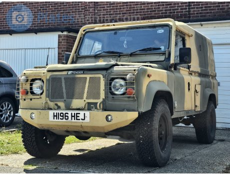 H196 HEJ, Land Rover Defender